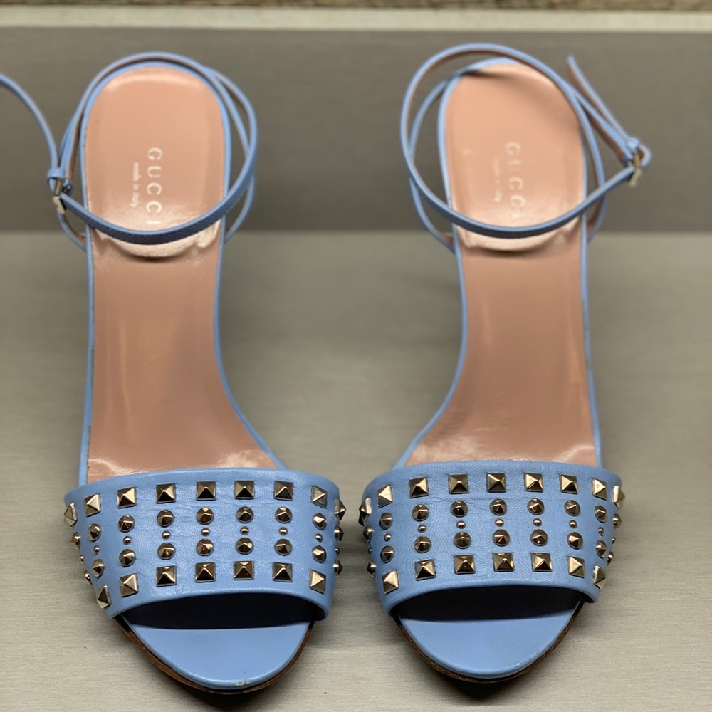 GUCCI Ankle Strap Leather Heels. 38 1/2.